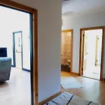 דירה Four Bedroom House By Travel Lets Short Term Agency Donegal With Free Wifi *