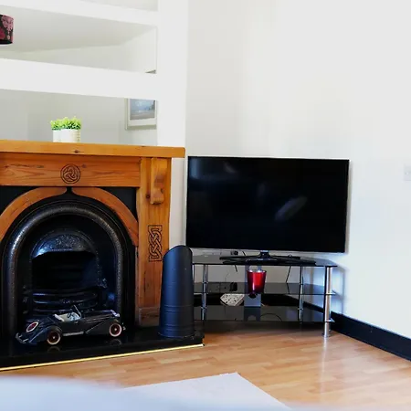 Four Bedroom House By Travel Lets Short Term Agency Donegal With Free Wifi Letterkenny