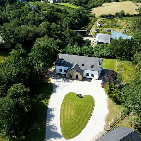 דירה Four Bedroom House By Travel Lets Short Term Agency Donegal With Free Wifi