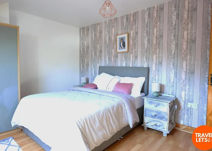 4Br House By Travel Lets Short Term Rental Agency Donegal With Free Wifi *