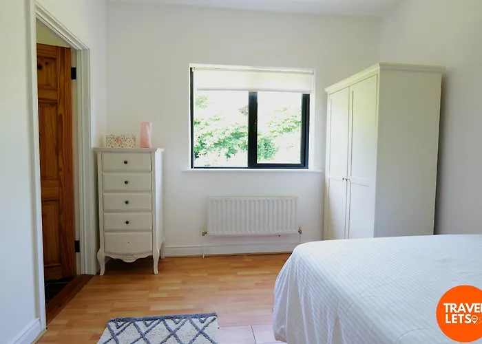4Br House By Travel Lets Short Term Rental Agency Donegal With Free Wifi * 레터케니